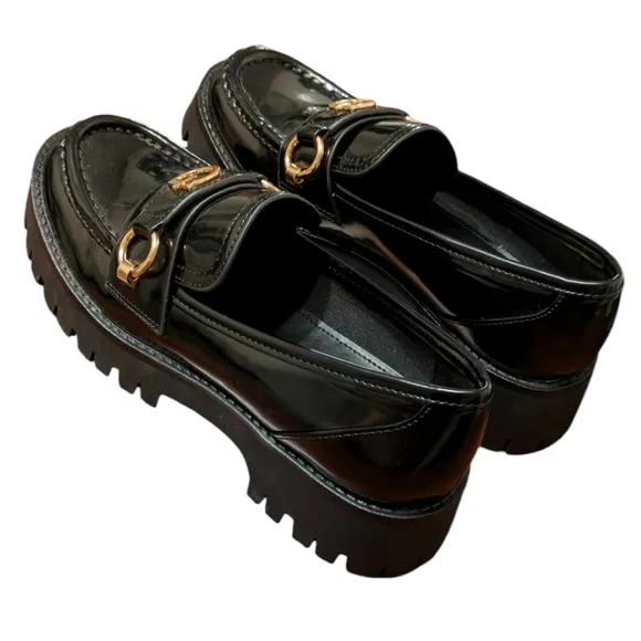 NEW* GUESS Almost Loafer Chunky Slip-On Lug Sole Round Toe - Fall Essential Shoe