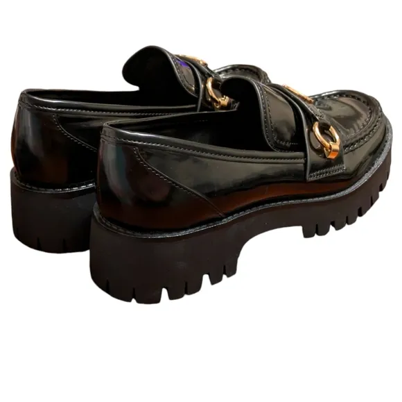 NEW* GUESS Almost Loafer Chunky Slip-On Lug Sole Round Toe - Fall Essential Shoe
