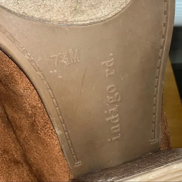 NEW Indigo Rd. Brown Suede Ankle Booties “Obie” heeled boots women’s 7.5