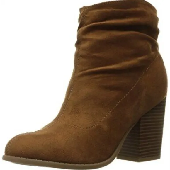 NEW Indigo Rd. Brown Suede Ankle Booties “Obie” heeled boots women’s 7.5
