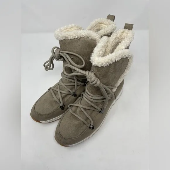 NEW J/Slides Oliver Faux Fur Lined Waterproof Boots