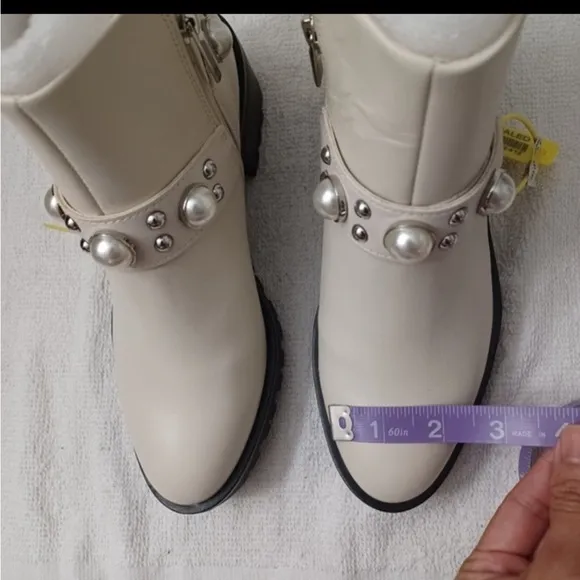 New Karl Lagerfeld PARIS Pixie Embellished Moto boots