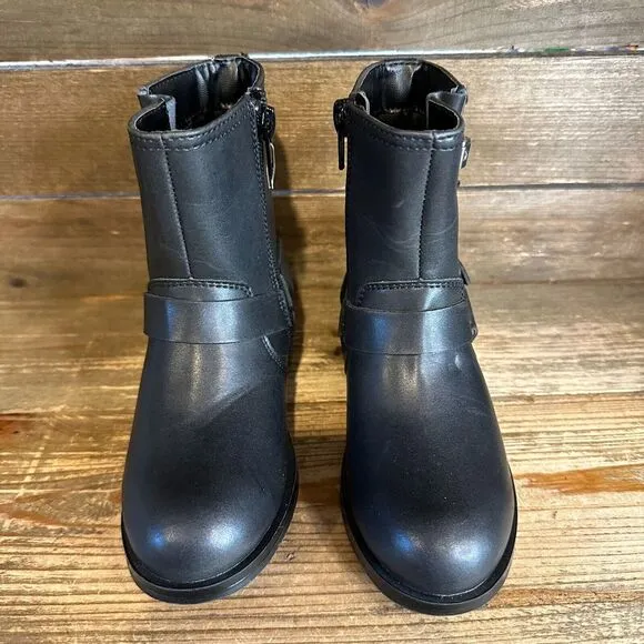 New Kids Steve Madden Beckky Black Faux Leather Harness Moto Biker Boots Size 10