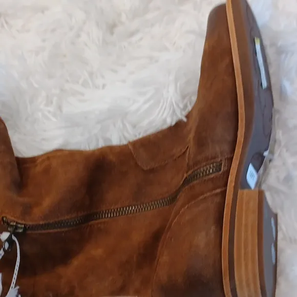 New KORK-EASE Addison Over The Knee Distressed Suede Boots Size 6.5 Brown