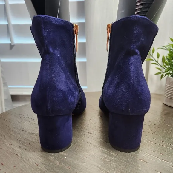 NEW L'agence Jeanne Blue Suede Ankle boots 8