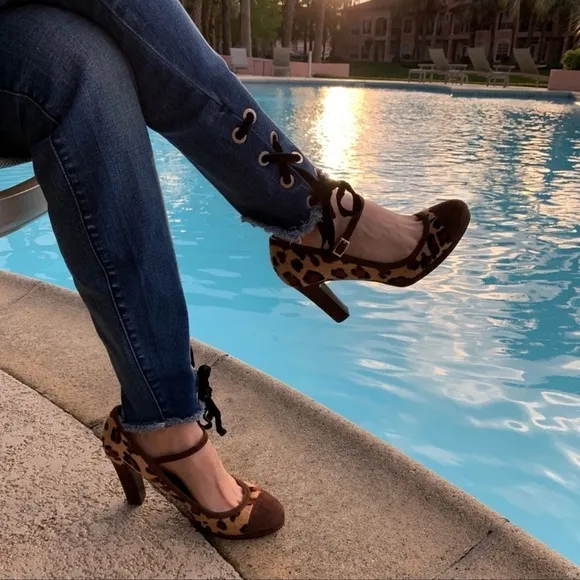 NEW LAUREN RALPH LAUREN Calf Hair Leopard Print Mary Jane Heels, Size 7B