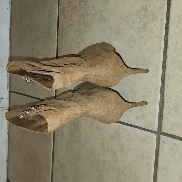 New Marc Fisher Boots