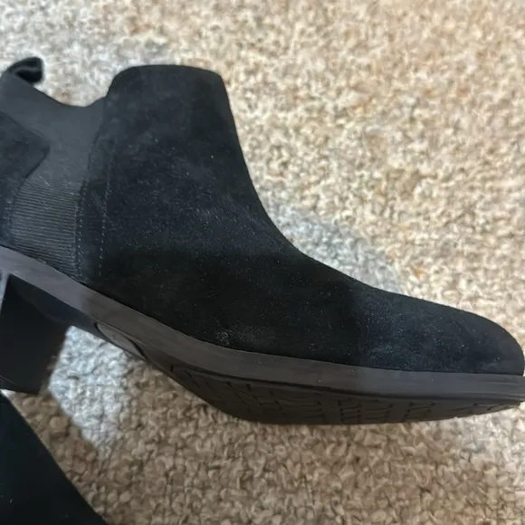 NEW! Me Too Black Riggs Bootie - Size 7.5