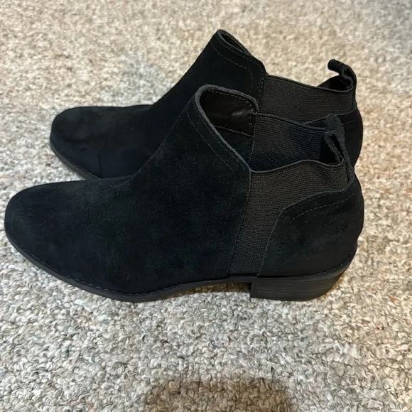 NEW! Me Too Black Riggs Bootie - Size 7.5