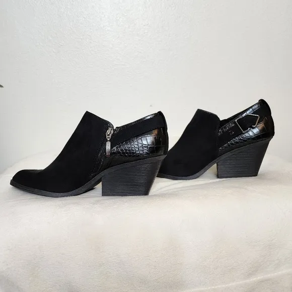 NEW Michael by Michael Shannon Faux Suede Black Boots Lulie Ankle Bootie Western
