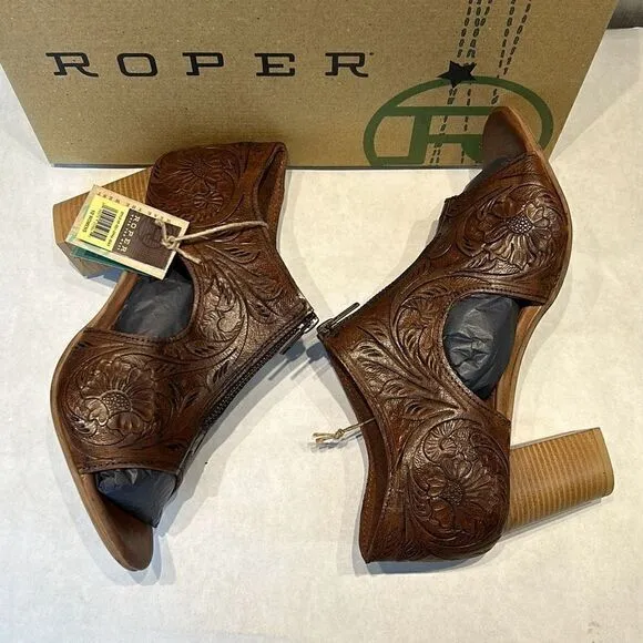 NEW Roper Mika Front Zip Sandals Sz 11 Brown Tooled Leather 3&quot; Heel Open Toe