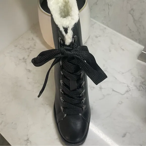 New! Schutz Zhara Black Leather SherpaLined Heeled Lace Up Boots Black