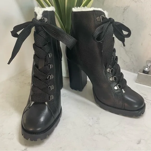 New! Schutz Zhara Black Leather SherpaLined Heeled Lace Up Boots Black