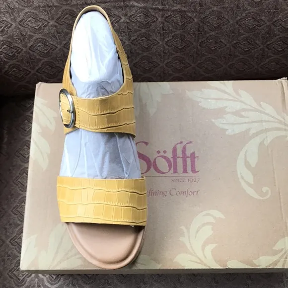new Sofft Womens Faedra Yellow Leather Ankle Strap Platform Sandals Shoes  4T2