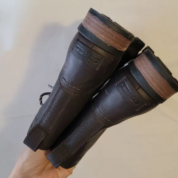 NEW Sorel Emelie Lace Up Cozy Boots Womens 8 Winter Shearling Rugged Outdoors