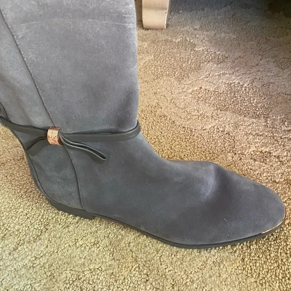 New Ted baker gray suede boots size 10