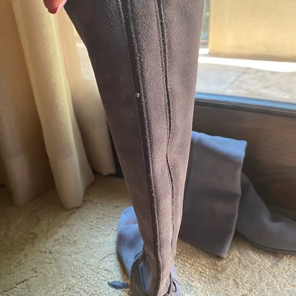 New Ted baker gray suede boots size 10