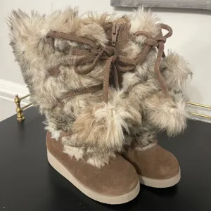 New Toddler Girls Joyfolie Belinda Dark Brown Faux Fur Low Wedge Suede Boots 7
