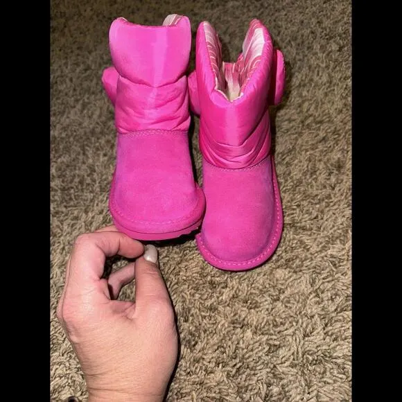 NEW UGG MAXI WAVELENGTH BAILEY BOW PUFFER BOOTS Youth 6 💕