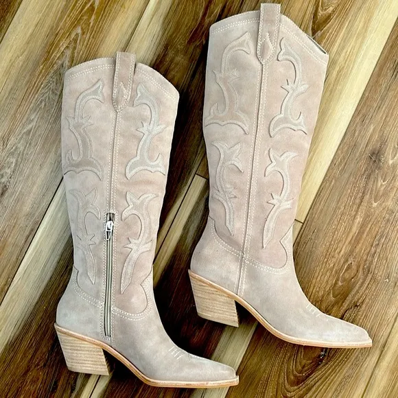 New with box. Suede cowgirl boots.  So cute!
