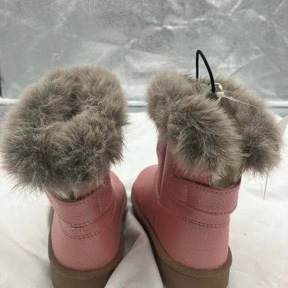 NEW WITH TAGS THERE ABOUTS GIRL TODDLER PINK BOOTS WITH FAUX GRAY FUR