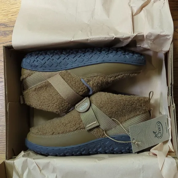 NIB Chaco Ramble Fluff Bootie Natural Brown Color Kids Size 4.5