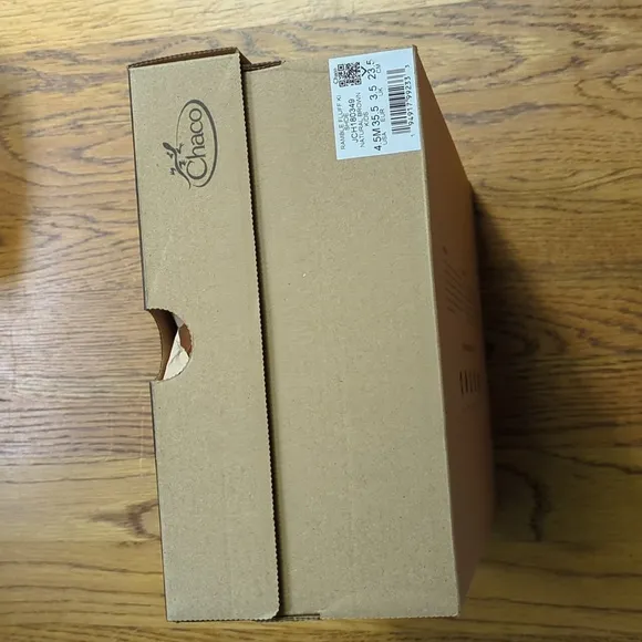 NIB Chaco Ramble Fluff Bootie Natural Brown Color Kids Size 4.5