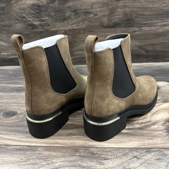 NIB Kenneth Cole Levon 2.0 Welt Chelsea Suede Ankle Boots Bootie Dark Taupe 8.5M