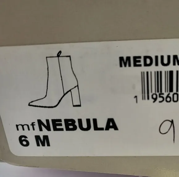 NIB Marc Fisher Nebula red suede boots
