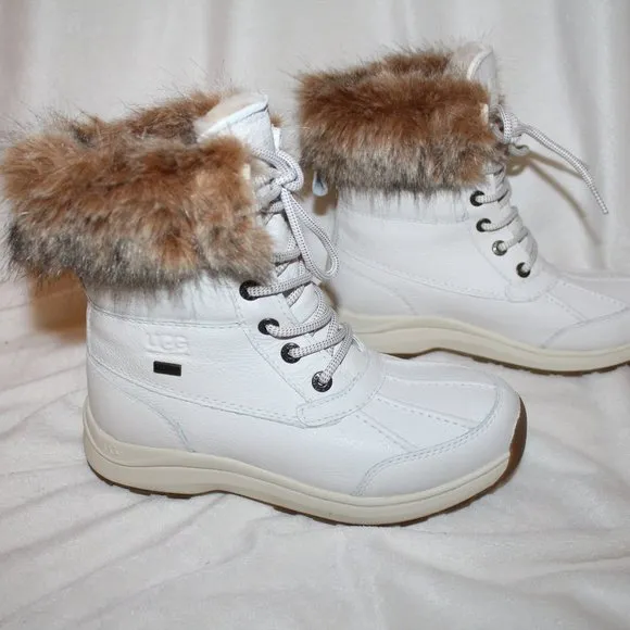 NIB UGG ADIRONDACK III WOMEN'S LEATHER FUR TRIMMED‎ SHEARLING LINED BOOTS