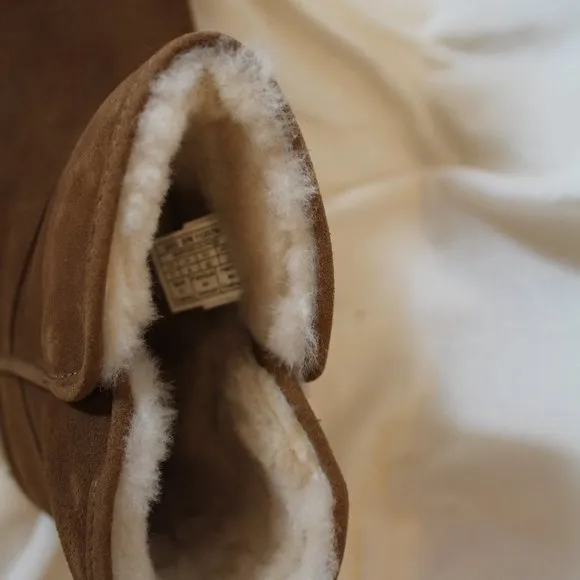 NIB UGG CORY MINI SUEDE SHEARLING LINED‎ ANKLE BOOTIES BOOTS CHESTNUT