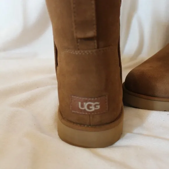 NIB UGG CORY MINI SUEDE SHEARLING LINED‎ ANKLE BOOTIES BOOTS CHESTNUT