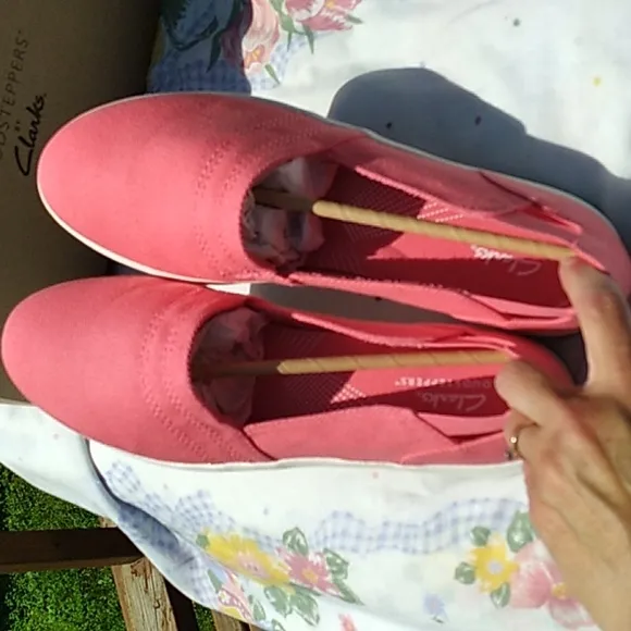 NIB Women's Clarks Cloudsteppers corral pink slip on shoes sizes 6.5 and 11
