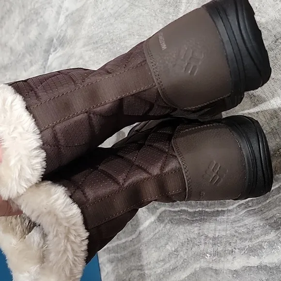NIB Women's Size 9 Columbia Ice Maiden II Boots