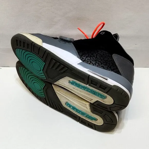 Nike Air Jordan V IV III Flight Club 90 Sneakers Youth Shoes Size 7Y 602662-037
