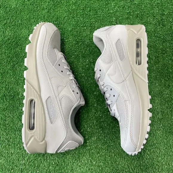 Nike Air Max 90 Casual Shoes Grey CN8490-001 VNDS Mens Size 8/WMNS 9.5