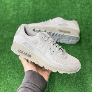 Nike Air Max 90 Casual Shoes Grey CN8490-001 VNDS Mens Size 8/WMNS 9.5