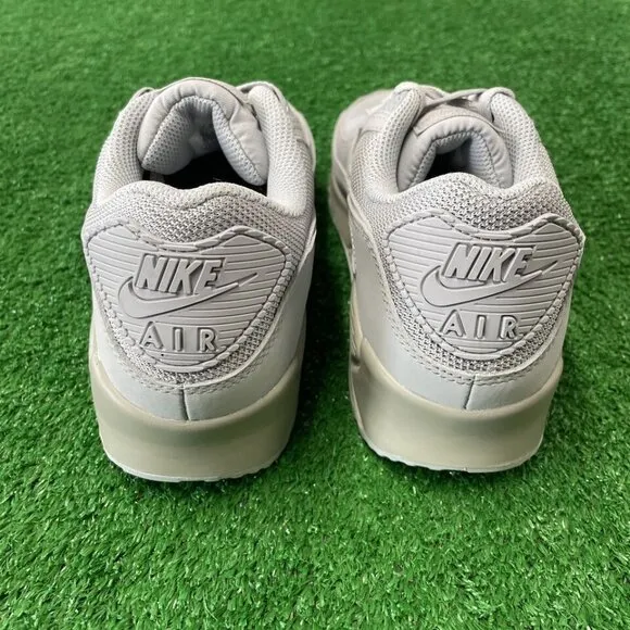 Nike Air Max 90 Casual Shoes Grey CN8490-001 VNDS Mens Size 8/WMNS 9.5