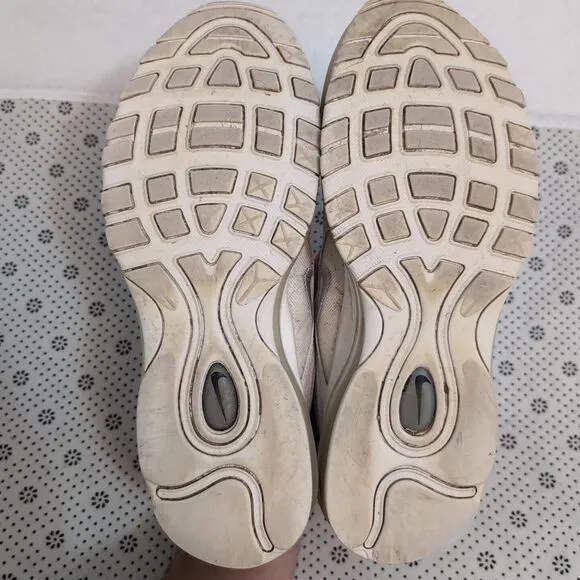 Nike Air Max 97 Mens Size 9 Triple White Wolf Grey Sneaker‎ Shoes 921826-101