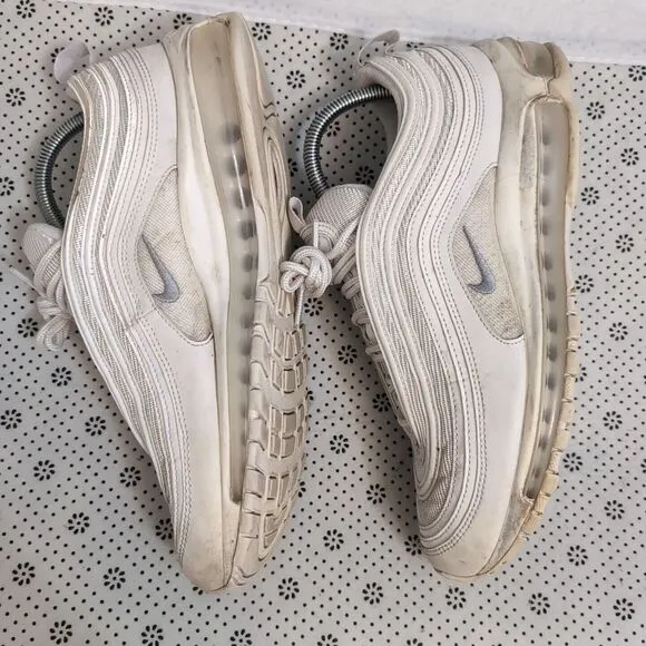Nike Air Max 97 Mens Size 9 Triple White Wolf Grey Sneaker‎ Shoes 921826-101