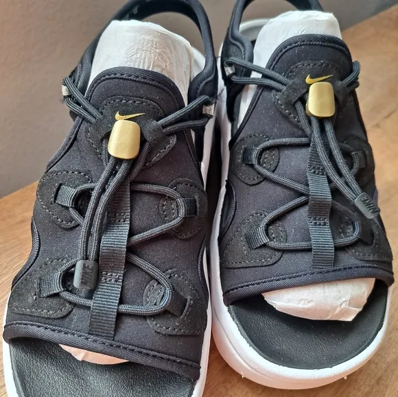 Nike Air Max KokoBlack Sandals Comfortable Chunky Size 7