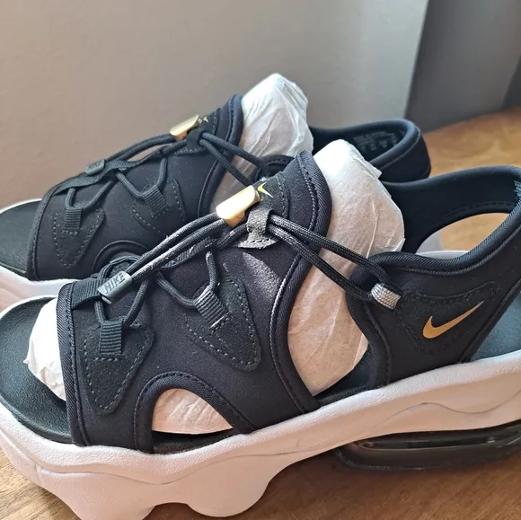 Nike Air Max KokoBlack Sandals Comfortable Chunky Size 7