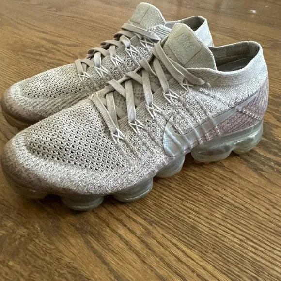 Nike Air VaporMax STRING/CHROME-SUNSET GLOW-TAUPE GREY Women’s size 7