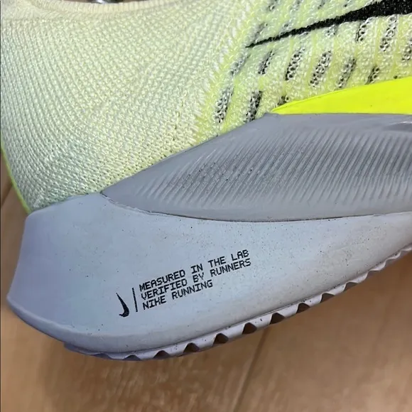 Nike Black and Yellow Sneakers with Dynamic Design