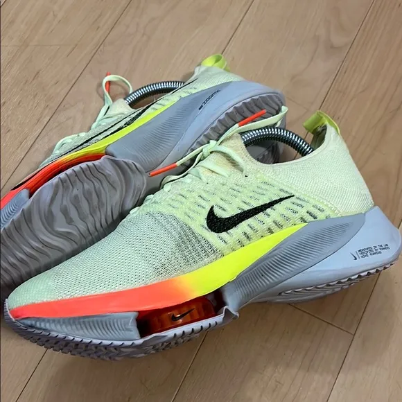 Nike Black and Yellow Sneakers with Dynamic Design