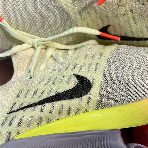 Nike Black and Yellow Sneakers with Dynamic Design