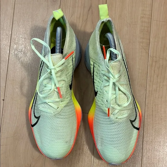 Nike Black and Yellow Sneakers with Dynamic Design