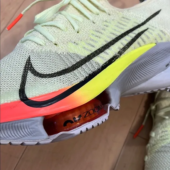 Nike Black and Yellow Sneakers with Dynamic Design