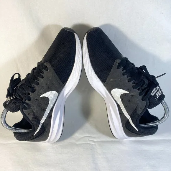 Nike Downshifter 7 Women's Running Shoes – Black &amp; White – Size 7.5