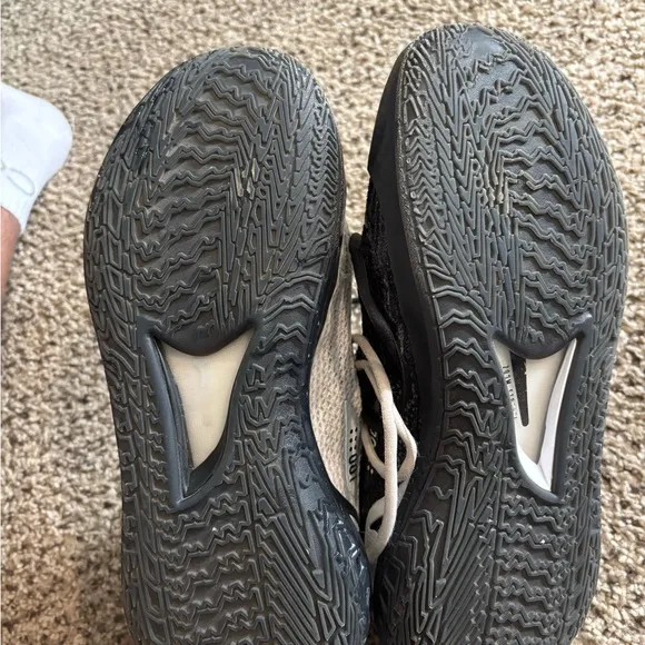 Nike GT Cut 1 “Yin Yang”